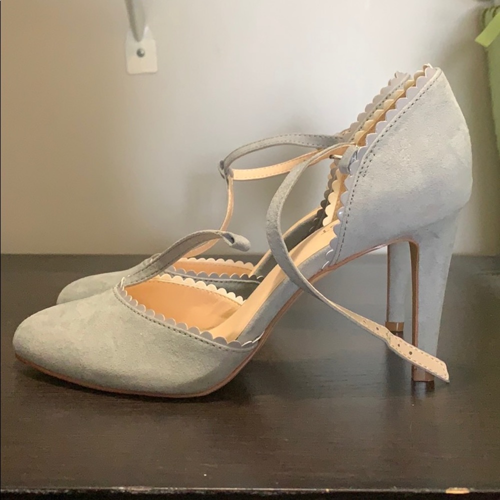 Nine West Gray Suede Heels